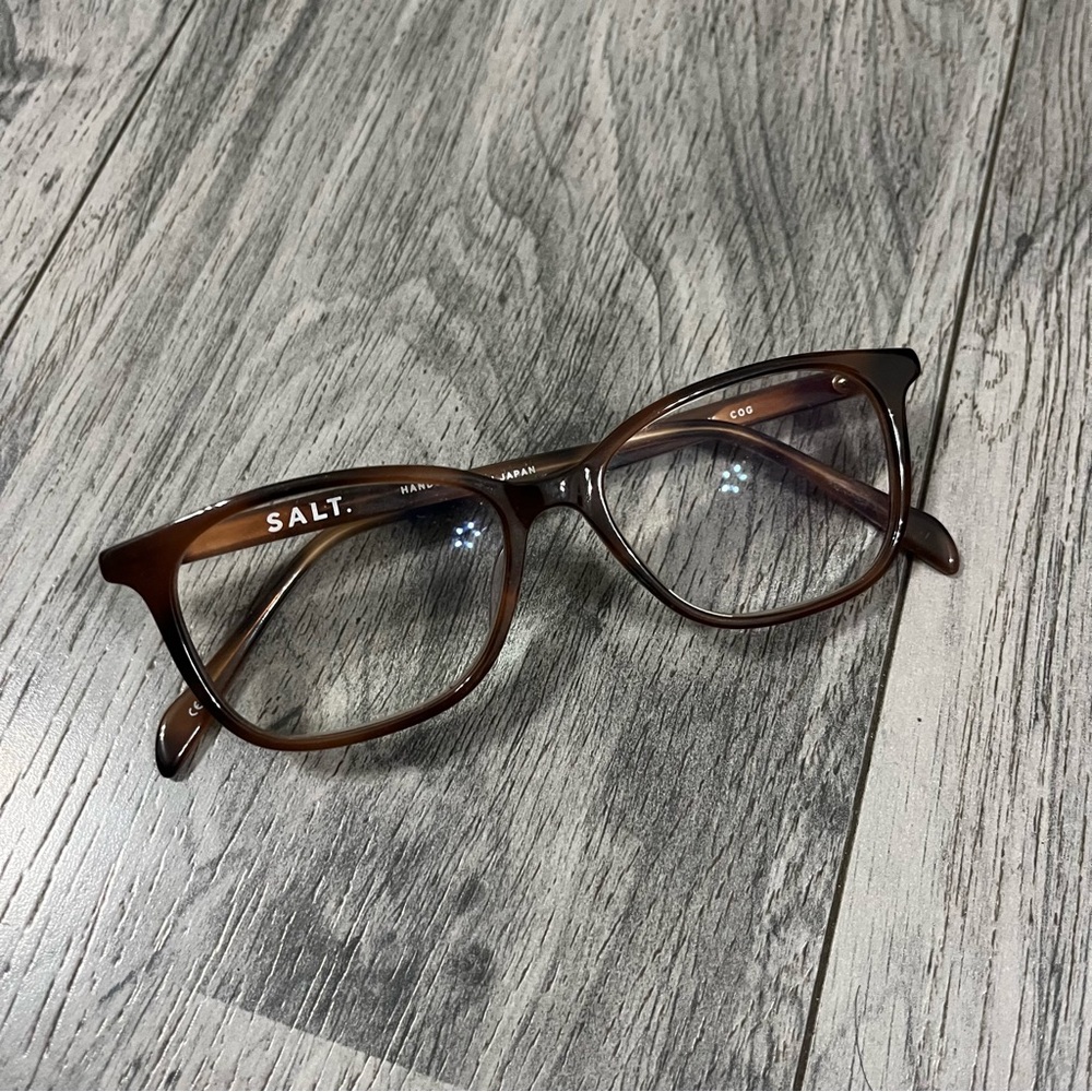 Women's Brown Eyeglasses - Classic Square Frame